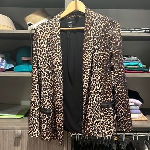 Paige size extra small leopard print blazer. Excellent condition